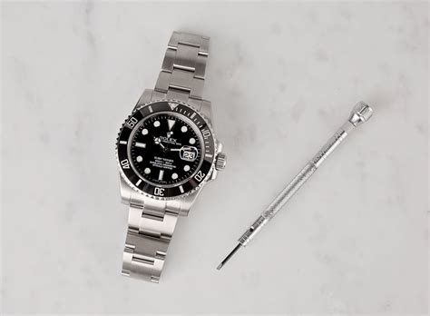 add link to rolex oyster bracelet|how to adjust rolex links.